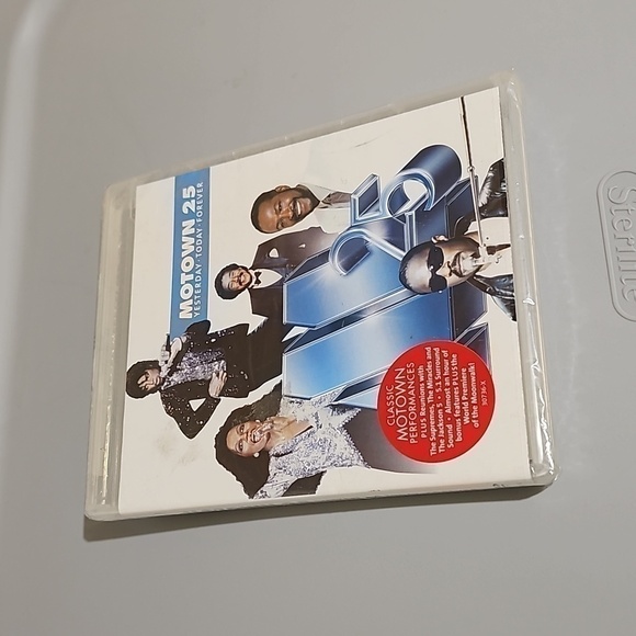 Motown 25 New DVD‎ - Picture 1 of 3